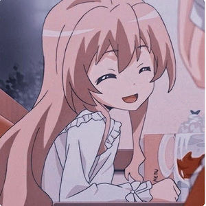 Meet your Posher, Izzy